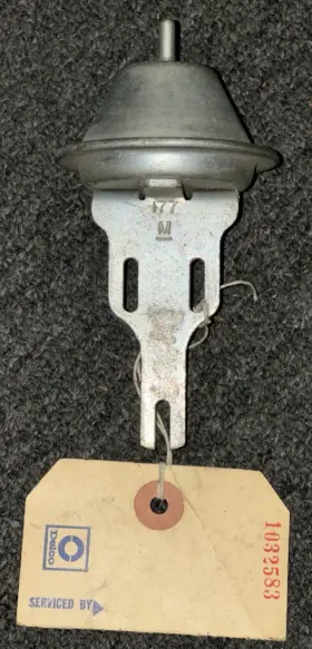1116177 Delco Remy 1960-61 Chevy Corvair Distributor Vacuum Advance Nos-new 1116177 Delco Remy 1960-61 Chevy Corvair Distributor Vacuum Advance Nos-new