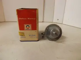 1115356 Delco Remy D-1314a Gm Carburetor Vacuum Advance 1115356 Delco Remy D-1314a Gm Carburetor Vacuum Advance