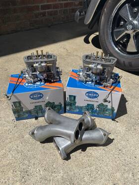 Empi Inc 47-1010-0 40mm Hpmx Carburetors 43-1010-1-r. With Intakes
