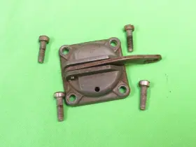 D1az-9528 Ford Mercury Autolite 4100 Carburetor Accelerator Pump Housing
