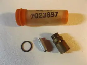 7023897 General Motors Nos Gm 1967 1968 Oldsmobile Buick 442 / 4v Carburetor Needle And Seat