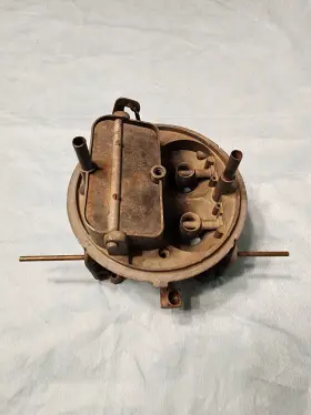 B9te-9510-l Holley 1855-1 Carb 4 Bbl Main Body And Choke Flap For Parts Only