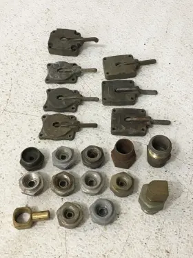 34r-2178 Holley Box Lot Misc Carburetor Parts Accelerator Pump Covers And Fittings 34r-2178 Holley Box Lot Misc Carburetor Parts Accelerator Pump Covers And Fittings