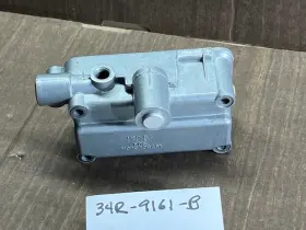 34r-9161-b Holley Secondary Fuel Bowl With Float And Internals 34r-9161-b Holley Secondary Fuel Bowl With Float And Internals