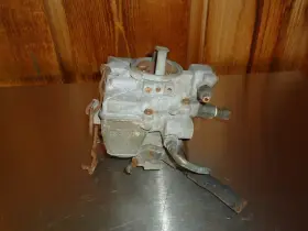 4693 Holley 1940 1-barrel Carburetor Carb 1967 1968 1969 Ford 170 200 6-cylinder