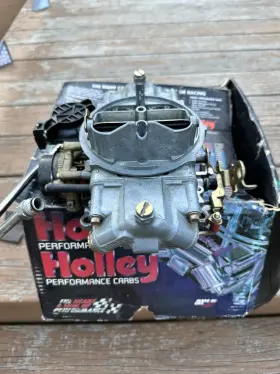 5000776915 Holley 750 Carburetor Street Dual Feed Manual Choke 0-3310s /