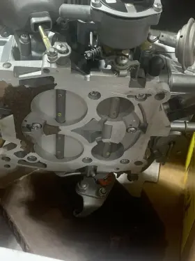 6r-5263b Holley Used 650 Cfm