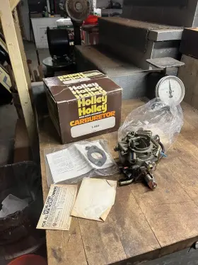 9731aaa Holley 6r5147b New Nos Chrysler Mopar 1092 Carburetor Car Auto Parts Box