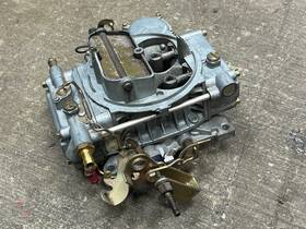 Holley 80454 600 Cfm Dodge Chrysler #80454 Square Bore With Mopar Linkage