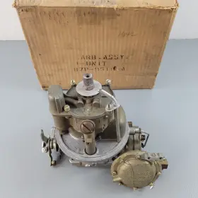 B7p-9510-a Holley Ford R1642 New Nos Carburetor In Original Box Vintage