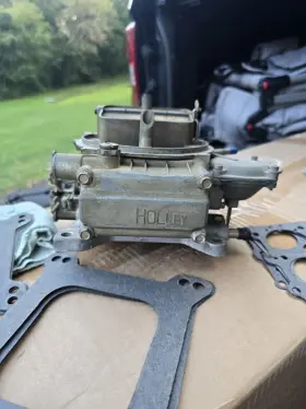 List-8679 Holley 4 Barrel Carburetor List-8679 Holley 4 Barrel Carburetor