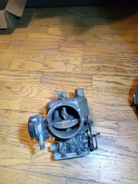 1r-407 Holley R-407 885 Carburetor Vacuum Choke 2 Barrel Ford Lincoln Merc