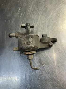 1708d International Antique Harvester Ih Tractor Brass Carburetor Carb