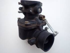 International Farmall 361525r93 Nos Carburetor 1950s / Super H M 300 350