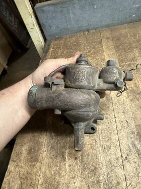 International Harvester 1725d Antique Oem Ih Brass Carburetor Carb Tractor Parts