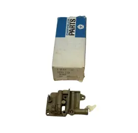 2809212 Mopar 1967-1968 Dodge Plymouth 225 Slant 6 Holley Carb Well Main Body Nos
