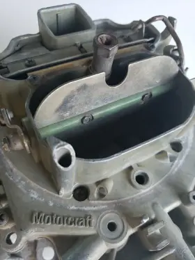 D5ue-na Motorcraft 4350 4-barrel Carburetor Carb D5ue- 1975 1978 Ford Truck 460 V-8