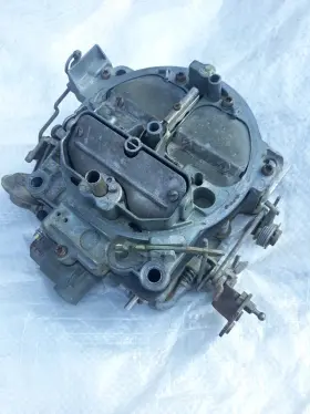 07040502 Rochester Quadrajet Carburetor