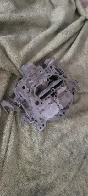 1706821 Rochester 11-1230 Quadrajet 4bbl 4 Barrel Carburetor Fair Condition 1706821 Rochester 11-1230 Quadrajet 4bbl 4 Barrel Carburetor Fair Condition