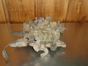 17056253 Rochester Quadrajet 4-barrel Carburetor 800 Cfm 1976 Oldsmobile 350 V-8