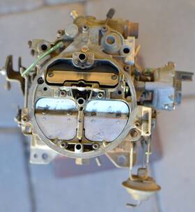 Rochester 17085221 Used Quadrajet 4-barrel Carb. 17085221. For Parts Or Repair