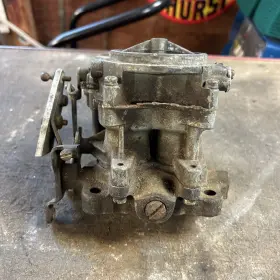 7000285 Rochester 2 Jet Carburetor 500 Cfm For Parts/ Refurbish