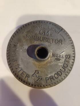 Rochester 7013715 1955- 1963 2/4 Barrel Carburetor Stat Cover And Coil. Great Condition
