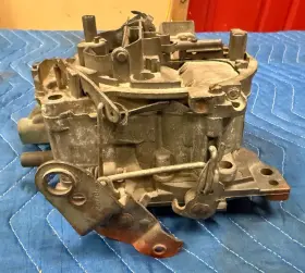 7028282 Rochester Quadra Jet Vintage 4bbl. Carb. Gm Trucks For Parts/rebuild