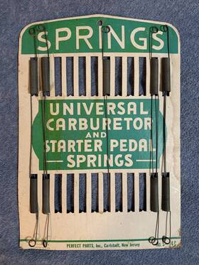 Universal Parts S-74c 9 Carded 1962 Antique Perfect Carburetor And Starter Pedal Springs
