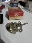 1973-76 Chevrolet Buick Oldsmobile Carburetor Vacuum Control 7030918 Nos Gm New. Price: $15.00.