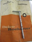 Nos Gm Rochester 7010032 2GC 2BBL Carb Choke Shaft Assy 1957-67 Pontiac New. Price: $19.95.