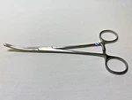 Symmetry 16-1320 Rochester Ochsner Forceps X Teeth , 8" Length Used. Price: $75.00.